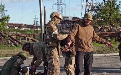 Bộ Quốc phòng Nga: 265 binh sĩ Ukraine ở nhà máy thép Azovstal đầu hàng