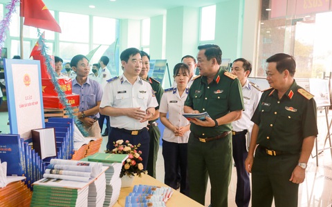 Tăng cường sử dụng mạng xã hội để tuyên truyền Luật cảnh sát biển Việt Nam