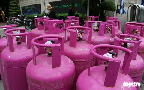 Giá gas lần thứ 2 hạ nhiệt, giảm thêm 31.000 đồng từ ngày mai 1-6