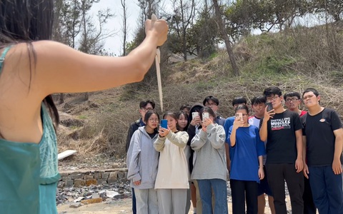 Đạo diễn phim Lưỡi dao: Hình ảnh người mẹ luôn chiếm trái tim tôi