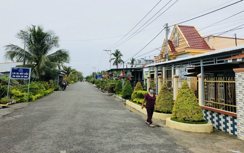 Sau 4 năm được công nhận nông thôn mới, huyện vẫn nợ tiền doanh nghiệp