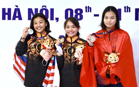 Nỗi khổ người 'mở hàng'