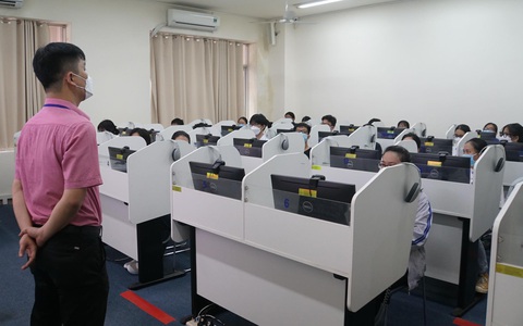 Thi đánh giá năng lực chuyên biệt vào ĐH Sư phạm TP.HCM: Có 2 điểm 10 môn toán