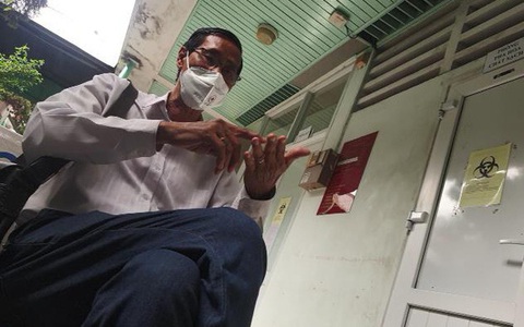 Vụ 'hút máu... tình nguyện viên': 'Xem xét rút thẻ tình nguyện viên, khai trừ ông Hoàng Trọng An'