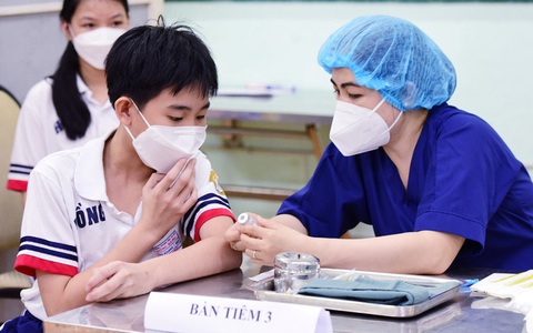 Bản tin COVID-19 chiều 18-6: Gần 700 ca nhiễm mới, 0 ca tử vong