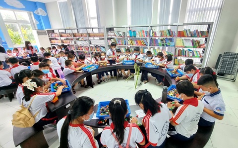 'Khám phá không gian' - nơi khơi nguồn cho các em học sinh sáng tạo kỹ thuật