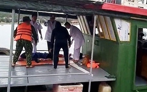 Ngư dân bị cá mập cắn trọng thương khi đang lặn gần đảo Bạch Long Vĩ