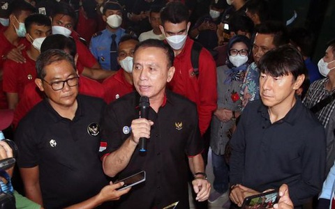 Liên đoàn Bóng đá Indonesia tố 'U19 Việt Nam và Thái Lan chơi xấu', dọa kiện lên AFF