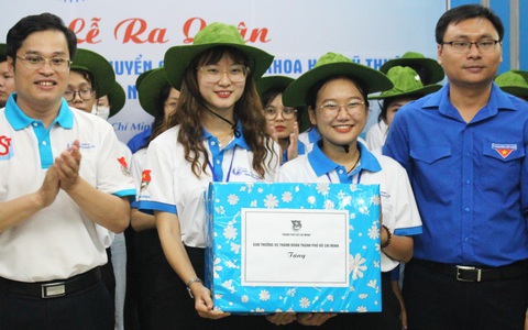 Hành trình trí thức trẻ thành phố Bác về đất sen hồng