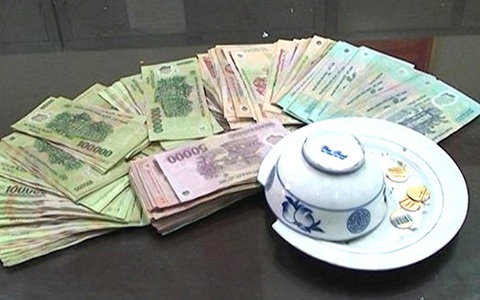 Hủy án vì bị cáo phạm 2 tội nhưng chỉ truy tố, xét xử 1 tội