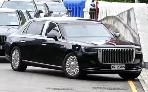 Xe 'The Beast Trung Quốc' lộ diện, đưa đón ông Tập tại Hong Kong