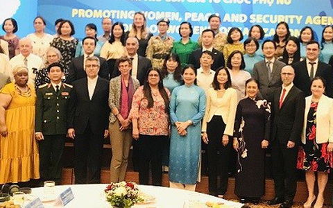 Phụ nữ là nhân tố tích cực trong ngăn ngừa, xử lý khủng hoảng