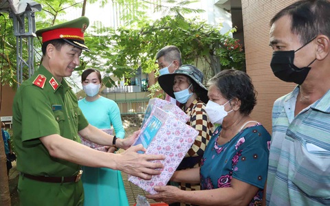 Thứ trưởng Bộ Công an: ‘Ninh Kiều xây dựng được thế trận an ninh nhân dân vững chắc’