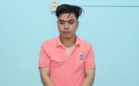 Tạm giữ thanh niên giả giọng nữ để mua hàng online rồi hiếp dâm và cướp tài sản