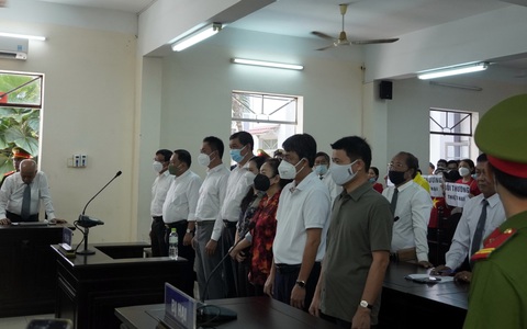 Hai cựu lãnh đạo TP Vũng Tàu cùng lãnh 18 tháng tù treo