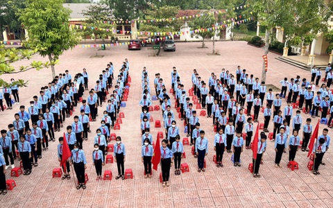 Vụ phản đối sáp nhập trường: Tất cả học sinh đã đến lớp