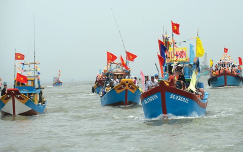 Nam Sài Gòn tính sông chất biển