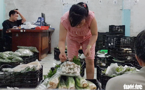 Phanh phui rau VietGAP dỏm: Siết chặt quản lý và mạnh tay xử phạt, được không?