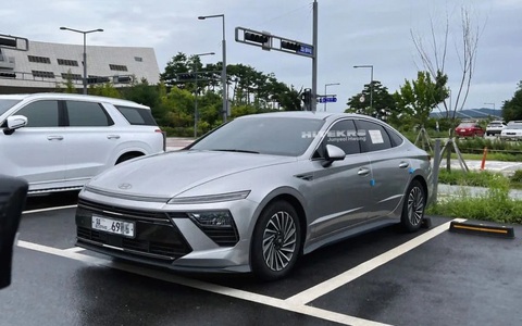 Hyundai Sonata sẽ lột xác để thoát 'án tử'