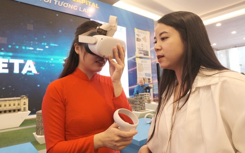 Trải nghiệm thực tế ảo ngắm 'Hà Nội thành phố tương lai'