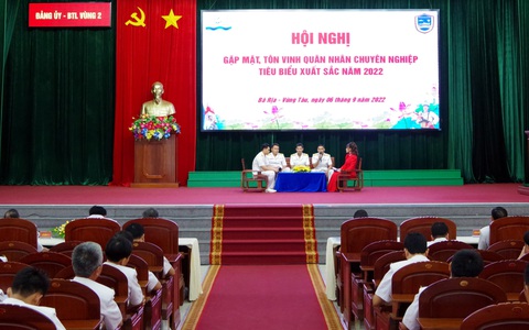 Tuyên dương 40 quân nhân chuyên nghiệp tiêu biểu trong bảo vệ chủ quyền biển, đảo