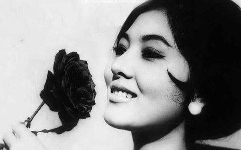 Thẩm Thúy Hằng - Nhan sắc tuyệt mỹ của điện ảnh Sài Gòn