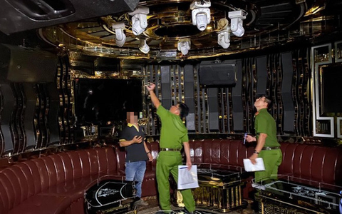 Phó thủ tướng Vũ Đức Đam yêu cầu tăng cường quản lý kinh doanh karaoke, vũ trường