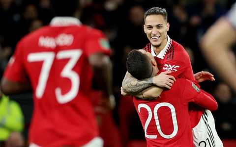 Man United vào bán kết Cúp Liên đoàn