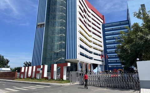 Trường HUFLIT 'thu thập chứng cứ' thông tin trên mạng về sinh viên học quân sự