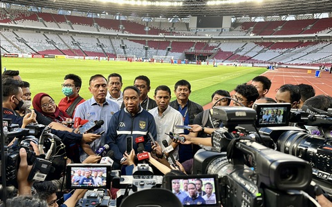 Bộ trưởng Indonesia đến sân động viên tuyển nhà: 'Trận gặp Việt Nam sẽ rất thú vị'