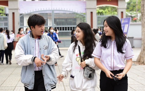 Học gì để không 'thua trên sân nhà'?