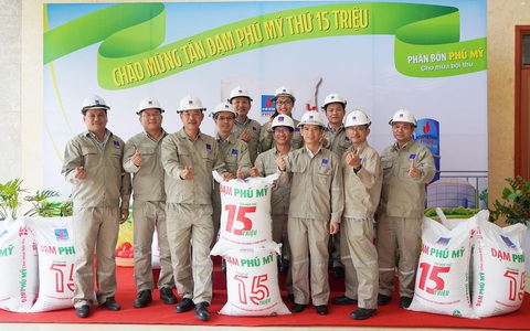 Đạm Phú Mỹ cho ra tấn Ure thứ 15 triệu sau 20 năm hoạt động