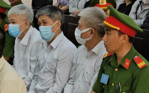Cựu giám đốc sở tại Bình Dương bị đề nghị 3 đến 4 năm tù vụ cấp phép lao động