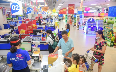 Hưởng đặc quyền khi nâng hạng thẻ siêu thị