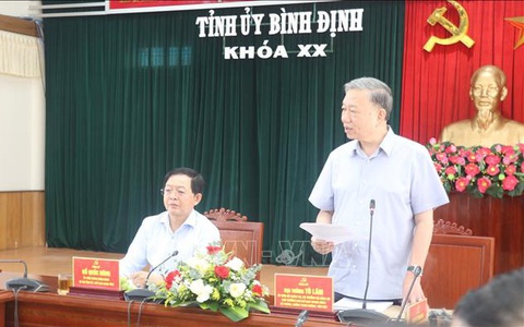 Công bố quyết định thành lập đoàn kiểm tra về phòng, chống tham nhũng, tiêu cực tại Bình Định