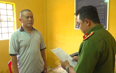 Bắt người đàn ông giả thiếu nữ xinh đẹp trên mạng lừa một người đàn ông khác hơn 5 tỉ đồng