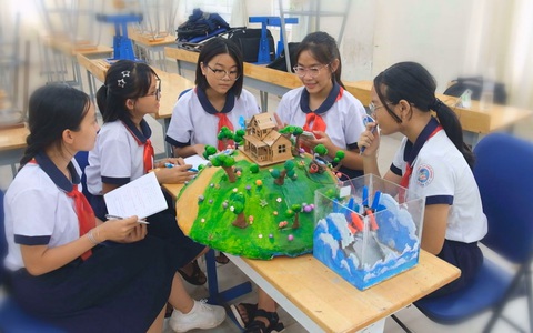 Góc nhìn trưa nay: Nhóm học sinh lớp 8 sử dụng muối tạo ra nguồn điện