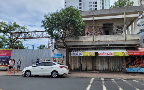 Nhiều khu 'đất vàng' ở Nha Trang vẫn bị bỏ hoang, mỗi năm Nhà nước chi tiền tỉ để quản lý