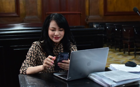 Phiên tòa cựu siêu mẫu Ngọc Thúy tranh chấp tài sản với chồng cũ: Vẫn là tranh cãi về chứng cứ