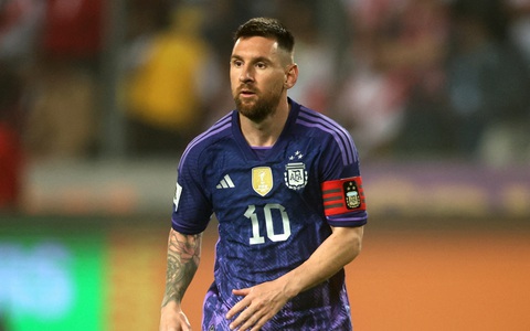 Messi rực sáng, Argentina thắng trận thứ 14 liên tiếp