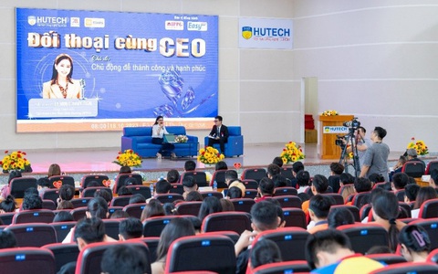Trường HUTECH tổ chức chương trình Đối thoại cùng CEO