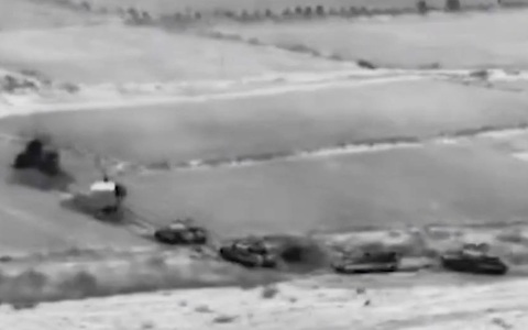 Israel công bố đoạn video xe bọc thép, xe tăng đột kích Dải Gaza