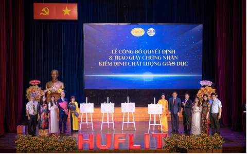 HUFLIT đạt chuẩn kiểm định chất lượng cơ sở giáo dục chu kỳ 2