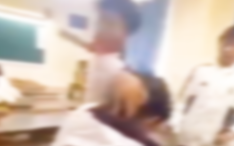 Nguyên nhân ban đầu vụ một nam sinh ở TP.HCM bị bạn đánh túi bụi vào mặt, đầu