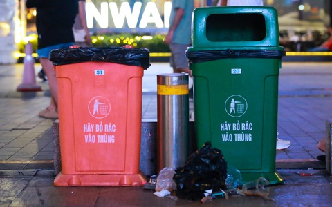 Xả rác bừa bãi: Ý thức lùn, sao đòi văn hóa ứng xử cao!