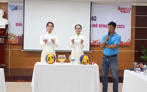 Hơn 250 học sinh, sinh viên 29 trường thi đấu bóng rổ ở TP.HCM