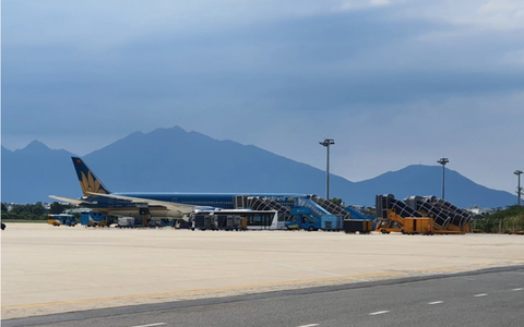 Trung tá công an khiến chuyến bay tạm dừng đang là học viên
