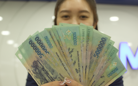 Đại gia Huy 'máy nổ' và một siêu thị điện máy TP.HCM bị ngân hàng xiết nợ