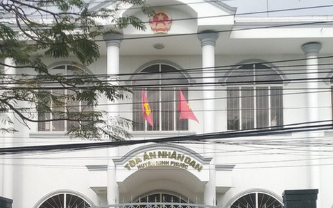 Vì sao nữ thư ký TAND huyện Ninh Phước được đình chỉ bị can?