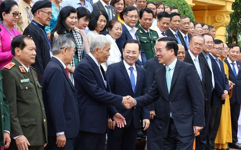 Chủ tịch nước gặp mặt hơn 100 điển hình tiên tiến TP Cần Thơ